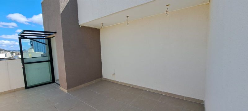 Cobertura à venda com 3 suítes no Boa Vista – Juiz de Fora/MG
📍 Rua Demétrio Francisco – Boa Vista – Juiz de Fora/MG
Souza e Albano Serviços Imobiliários
📞 (32) 99829-7059 | CNPJ: 53.373.878/0001-39