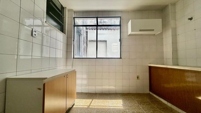 📸 DESCRIÇÃO PARA IMAGEM (Praedium):
Cobertura à venda com 3 quartos, suíte, 1 vaga – São Mateus – R$ 435.000
📍 Rua São Mateus, 111 – 4º andar – São Mateus – Juiz de Fora/MG
Souza e Albano Serviços Imobiliários
📞 (32) 99829-7059 | CNPJ: 53.373.878/0001-39

🔖 Hashtags

#souzaealbanoservicosimobiliarios #imobiliariasouzaealbano #coberturaavenda #saomateusjf #apartamentojuizdefora