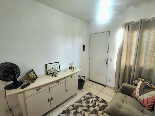 Casa com 2 dormitórios no Bairro Borboleta – Condomínio Neo Residencial
📍 Neo Residencial – Borboleta – Juiz de Fora/MG
Souza e Albano Serviços Imobiliários
📞 (32) 99829-7059 | CNPJ: 53.373.878/0001-39