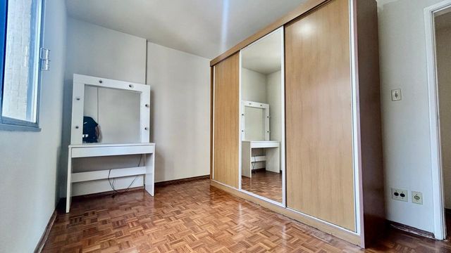 📸 DESCRIÇÃO PARA IMAGEM (Praedium):
Cobertura à venda com 3 quartos, suíte, 1 vaga – São Mateus – R$ 435.000
📍 Rua São Mateus, 111 – 4º andar – São Mateus – Juiz de Fora/MG
Souza e Albano Serviços Imobiliários
📞 (32) 99829-7059 | CNPJ: 53.373.878/0001-39

🔖 Hashtags

#souzaealbanoservicosimobiliarios #imobiliariasouzaealbano #coberturaavenda #saomateusjf #apartamentojuizdefora