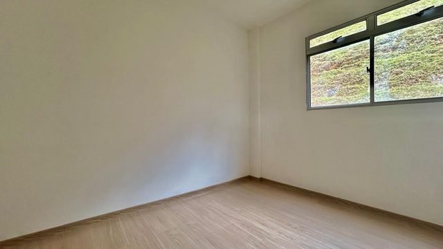 📸 DESCRIÇÃO PARA IMAGEM (inserir nas fotos do imóvel na plataforma Praedium):
Apartamento à venda com 3 quartos no Cascatinha – R$ 290.000
📍 Rua Antônio Altaf, 428 – Cascatinha – Juiz de Fora/MG
Souza e Albano Serviços Imobiliários
📞 (32) 99829-7059 | CNPJ: 53.373.878/0001-39

🔖 Hashtags:

#souzaealbanoservicosimobiliarios #imobiliariasouzaealbano #apartamentoavenda #cascatinha #juizdefora