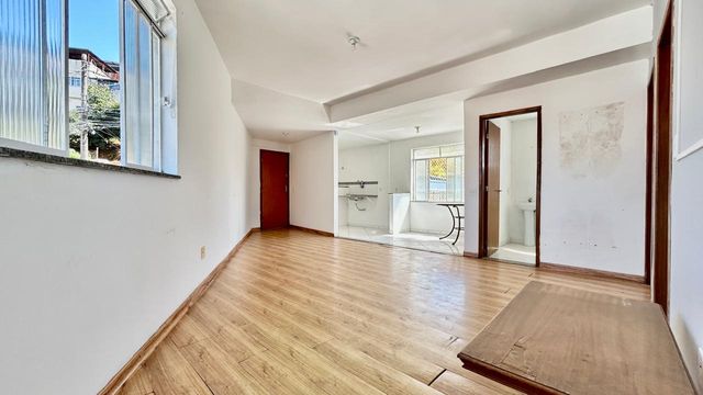 📸 DESCRIÇÃO PARA IMAGEM (Praedium):
Apartamento à venda com 2 quartos e terraço no Manoel Honório – R$ 185.000
📍 Rua João Lourenço, 40 – Manoel Honório – Juiz de Fora/MG
Souza e Albano Serviços Imobiliários
📞 (32) 99829-7059 | CNPJ: 53.373.878/0001-39

Hashtags:
#souzaealbanoservicosimobiliarios #imobiliariasouzaealbano #apartamentoavenda #manoelhonorio #imoveljuizdefora