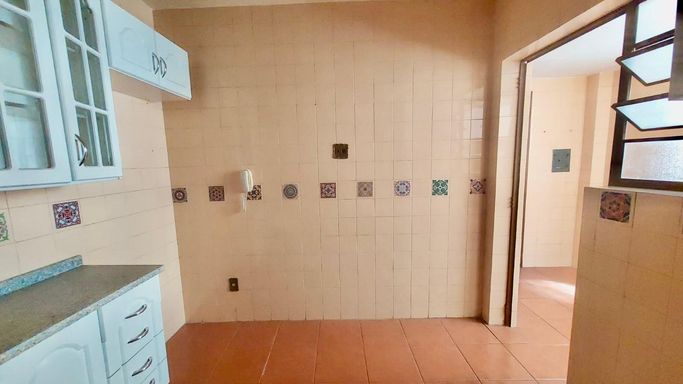 Apartamento à venda com 2 quartos no Centro – R$ 420.000
📍 Rua Santo Antônio, 979/707 – Centro – Juiz de Fora/MG
Souza e Albano Serviços Imobiliários
📞 (32) 99829-7059 | CNPJ: 53.373.878/0001-39
