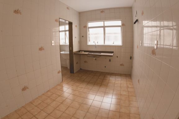 Apartamento à venda com 3 quartos no São Mateus – R$ 489.000📍 Rua Dirceu de Andrade, 107 – São Mateus – Juiz de Fora/MGSouza e Albano Serviços Imobiliários📞 (32) 99829-7059 | CNPJ: 53.373.878/0001-39