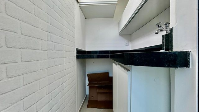 📸 **DESCRIÇÃO PARA IMAGEM **
Cobertura à venda com 3 quartos no São Pedro – R\$ 699.000
📍 Rua Honório Antônio da Silva, 140 – 6º andar – São Pedro – Juiz de Fora/MG
Souza e Albano Serviços Imobiliários
📞 (32) 99829-7059 | CNPJ: 53.373.878/0001-39

---

\#souzaealbanoservicosimobiliarios #imobiliariasouzaealbano #coberturaavenda #coberturasaopedro #imoveljuizdefora