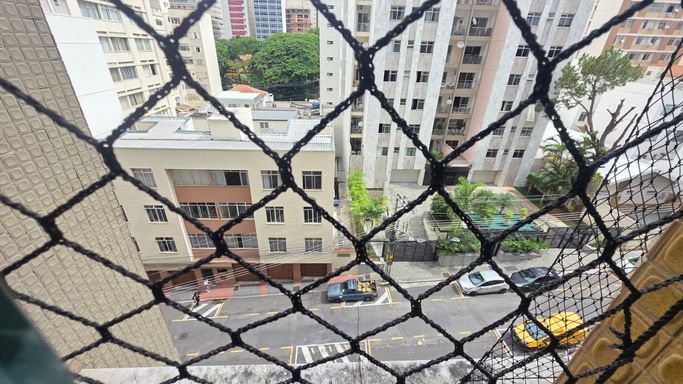 Apartamento à venda com 3 quartos (1 suíte) no Centro – Juiz de Fora/MG – 97 m²
📍 Rua Constantino Paleta, 60 – Centro – Juiz de Fora/MG
Souza e Albano Serviços Imobiliários
📞 (32) 99829-7059 | CNPJ: 53.373.878/0001-39