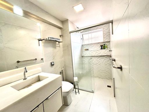 Apartamento à venda com 3 quartos (1 suíte) no São Mateus – R$ 895.000,00
📍 Rua São Mateus – São Mateus – Juiz de Fora/MG
Souza e Albano Serviços Imobiliários
📞 (32) 99829-7059 | CNPJ: 53.373.878/0001-39