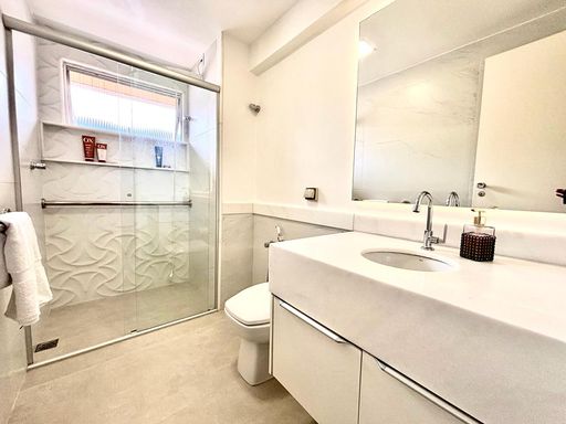 Apartamento à venda com 3 quartos (1 suíte) no São Mateus – R$ 895.000,00
📍 Rua São Mateus – São Mateus – Juiz de Fora/MG
Souza e Albano Serviços Imobiliários
📞 (32) 99829-7059 | CNPJ: 53.373.878/0001-39