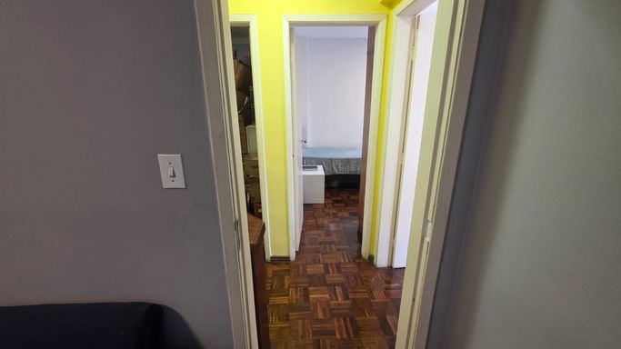 Apartamento à venda com 3 quartos (1 suíte) no Centro – Juiz de Fora/MG – 97 m²
📍 Rua Constantino Paleta, 60 – Centro – Juiz de Fora/MG
Souza e Albano Serviços Imobiliários
📞 (32) 99829-7059 | CNPJ: 53.373.878/0001-39