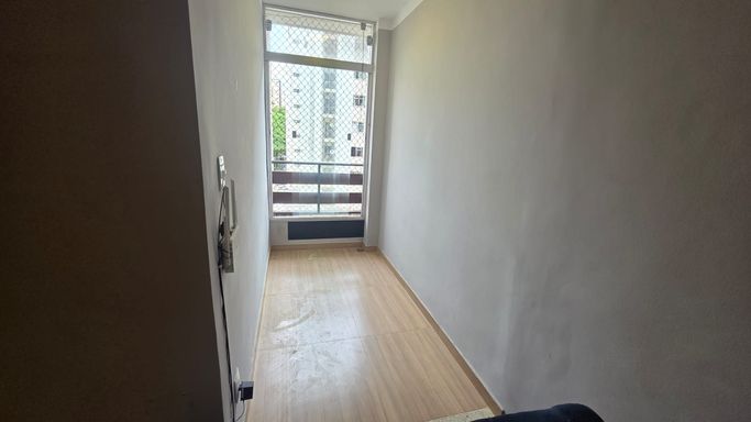 Apartamento à venda com 3 quartos (1 suíte) no Centro – Juiz de Fora/MG – 97 m²
📍 Rua Constantino Paleta, 60 – Centro – Juiz de Fora/MG
Souza e Albano Serviços Imobiliários
📞 (32) 99829-7059 | CNPJ: 53.373.878/0001-39