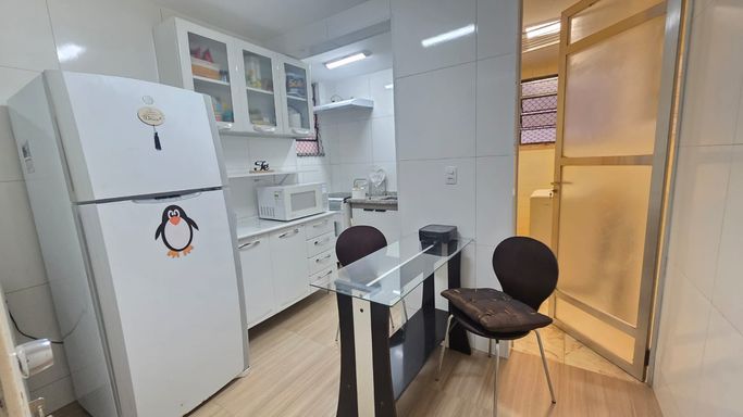 Apartamento à venda com 3 quartos (1 suíte) no Centro – Juiz de Fora/MG – 97 m²
📍 Rua Constantino Paleta, 60 – Centro – Juiz de Fora/MG
Souza e Albano Serviços Imobiliários
📞 (32) 99829-7059 | CNPJ: 53.373.878/0001-39
