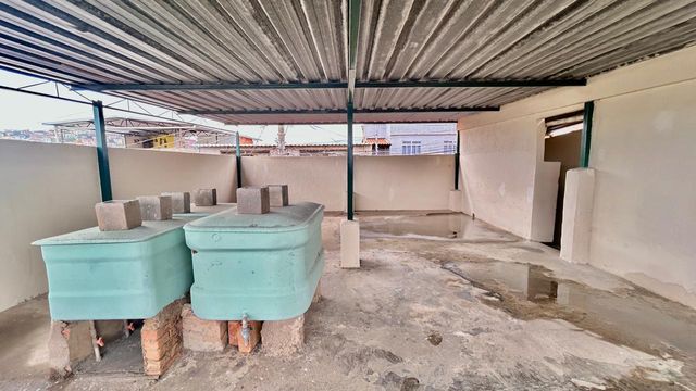 📸 DESCRIÇÃO PARA IMAGEM (inserir nas fotos do imóvel na plataforma Praedium):

Casa à venda com 2 quartos na Vila Furtado de Menezes – R$ 199.000
📍 Rua Azevedo Neto Vila Furtado de Menezes – Juiz de Fora/MG
Souza e Albano Serviços Imobiliários
📞 (32) 99829-7059 | CNPJ: 53.373.878/0001-39

🔎 Hashtags:

#souzaealbanoservicosimobiliarios
#imobiliariasouzaealbano
#casaavendaemjuizdefora
#vilafurtadodemenezes
#casaavenda