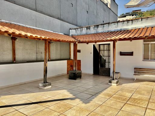 Casa à venda com 4 quartos no Bonfim – Permuta por até dois imóveis
📍 Rua Barão do Retiro, 800 – Bonfim – Juiz de Fora/MGSouza e Albano Serviços Imobiliários📞 (32) 99829-7059 | CNPJ: 53.373.878/0001-39

#souzaealbanoservicosimobiliarios #imobiliariasouzaealbano #casaavenda #bonfimjf #imoveisjuizdefora