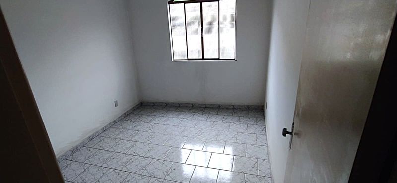 Palavras-chave para ranqueamento no Google: apartamento à venda bairro Progresso Juiz de Fora, 2 quartos Juiz de Fora, imóvel com vaga coberta, Rua Américo Lobo, Souza e Albano Imobiliária, oportunidade Progresso JF, imóvel com fácil acesso a transporte público, apartamento com área de serviço separada.