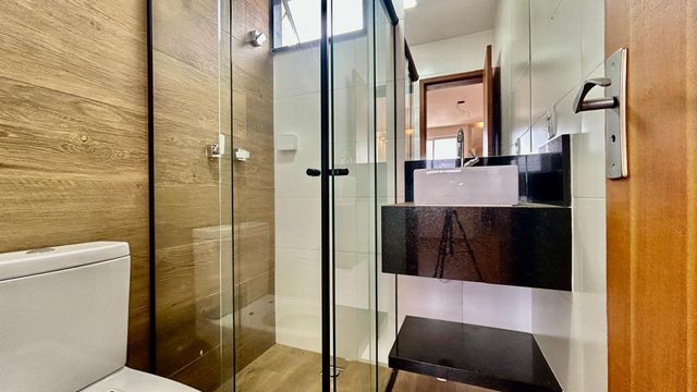 📸 **DESCRIÇÃO PARA IMAGEM **
Cobertura à venda com 3 quartos no São Pedro – R\$ 699.000
📍 Rua Honório Antônio da Silva, 140 – 6º andar – São Pedro – Juiz de Fora/MG
Souza e Albano Serviços Imobiliários
📞 (32) 99829-7059 | CNPJ: 53.373.878/0001-39

---

\#souzaealbanoservicosimobiliarios #imobiliariasouzaealbano #coberturaavenda #coberturasaopedro #imoveljuizdefora