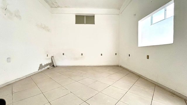 📸 DESCRIÇÃO PARA IMAGEM (inserir nas fotos do imóvel na plataforma Praedium):
Apartamento Garden à venda com 2 quartos no Vivendas da Serra – R$ 350.000
📍 Rua Domingos Tavares de Souza, 244 – Ap 102 – Vivendas da Serra – Juiz de Fora/MG
Souza e Albano Serviços Imobiliários
📞 (32) 99829-7059 | CNPJ: 53.373.878/0001-39