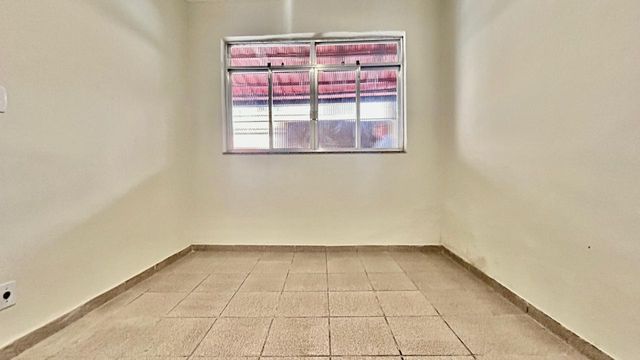 📸 DESCRIÇÃO PARA IMAGEM (inserir nas fotos do imóvel na plataforma Praedium):

Casa à venda com 2 quartos na Vila Furtado de Menezes – R$ 199.000
📍 Rua Azevedo Neto Vila Furtado de Menezes – Juiz de Fora/MG
Souza e Albano Serviços Imobiliários
📞 (32) 99829-7059 | CNPJ: 53.373.878/0001-39

🔎 Hashtags:

#souzaealbanoservicosimobiliarios
#imobiliariasouzaealbano
#casaavendaemjuizdefora
#vilafurtadodemenezes
#casaavenda