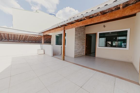📸 **DESCRIÇÃO PARA IMAGEM (inserir nas fotos do imóvel na plataforma Praedium):**

Casa à venda com 3 quartos, suíte master e área gourmet no Bom Jardim – R\$ 469.000
📍 Rua Antonia Rodrigues Clemente, 230 – Bom Jardim – Juiz de Fora/MG
Souza e Albano Serviços Imobiliários
📞 (32) 99829-7059 | CNPJ: 53.373.878/0001-39

---

**Hashtags:**
\#souzaealbanoservicosimobiliarios #imobiliariasouzaealbano #casaavenda #casajuizdefora #bomjardim