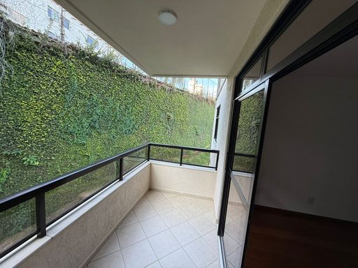 Cobertura para locação com 2 quartos no Paineiras – R$ 2.300/mês
📍 Rua Humaitá, 60 – Paineiras – Juiz de Fora/MG
Souza e Albano Serviços Imobiliários
📞 (32) 99829-7059 | CNPJ: 53.373.878/0001-39