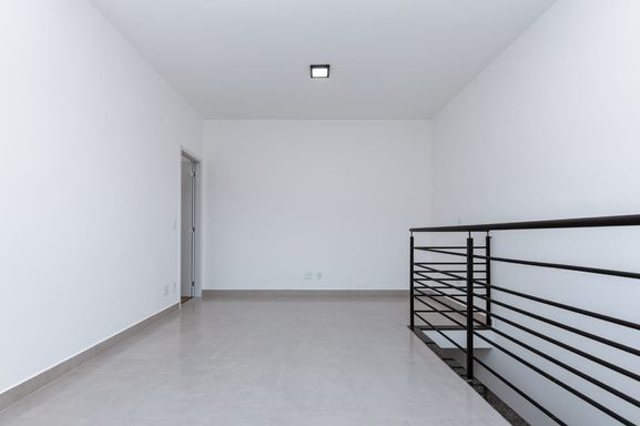 📸 DESCRIÇÃO PARA IMAGEM (inserir nas fotos do imóvel na plataforma Praedium):

Cobertura à venda com 3 quartos no Recanto da Mata – R$ 500.000
📍 Rua Cel. Carlos Sérgio Vidal, 150 – Recanto da Mata – Juiz de Fora/MG
Souza e Albano Serviços Imobiliários
📞 (32) 99829-7059 | CNPJ: 53.373.878/0001-39

Hashtags:
#souzaealbanoservicosimobiliarios #imobiliariasouzaealbano
#coberturaavenda #recantodamata #imoveisjuizdefora

Se quiser ajustar algo ou gerar em outro formato (WhatsApp, redes sociais ou site), é só me avisar!