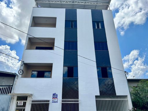 Apartamento para alugar com 2 quartos no Bom Jardim – R$ 850📍 Rua Jhimmy Herbert Lima, 60, apto 102 – Bom Jardim – Juiz de Fora/MGSouza e Albano Serviços Imobiliários📞 (32) 99829-7059 | CNPJ: 53.373.878/0001-39

#souzaealbanoservicosimobiliarios #imobiliariasouzaealbano #apartamentoaluguel #bomjardimjf #aptosemescada