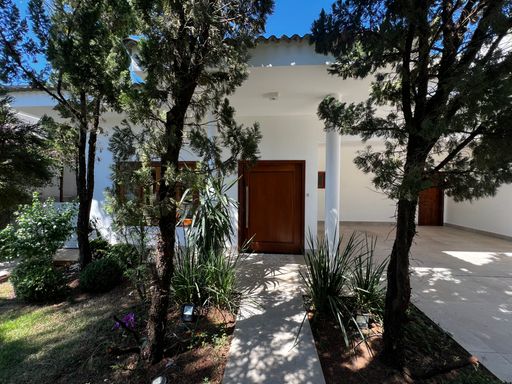 Entrada da Casa à venda no Condomínio Helvetia Park, em Indaiatuba-SP