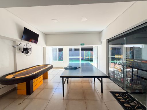 Sala de Jogos + Mini mercado