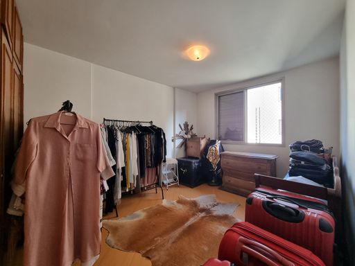Dormitório do Apartamento à Venda no Edifício Renata, no Jardim Paulista, em São Paulo/SP