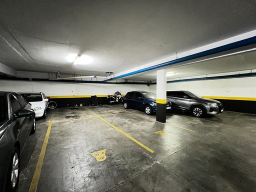 Vagas da Garagem Apartamento à Venda do Edifício Solar das Palmeiras, na Vila Mariana, em São Paulo