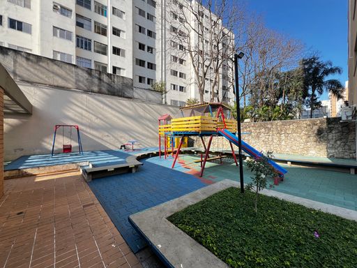 Playgroung do Edifício Solar das Palmeiras, na Vila Mariana, em São Paulo