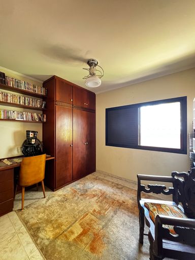 Dormitório 1 da casa à venda no condomínio Monte Belo, em Salto-SP