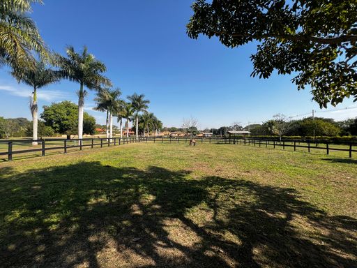 Piquetes Haras à venda no Condomínio Santa Filomena, em Salto/SP