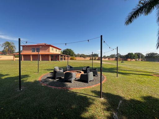Fireplace Haras à venda no Condomínio Santa Filomena, em Salto/SP