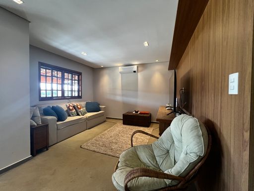 Sala Casa Sede do Haras à venda no Condomínio Santa Filomena, em Salto/SP