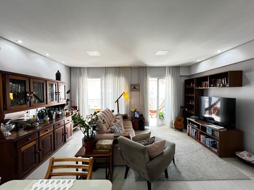 Sala do apartamento à venda na Vila Gumercindo, em São Paulo