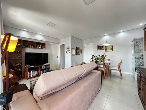 Sala do apartamento à venda na Vila Gumercindo, em São Paulo