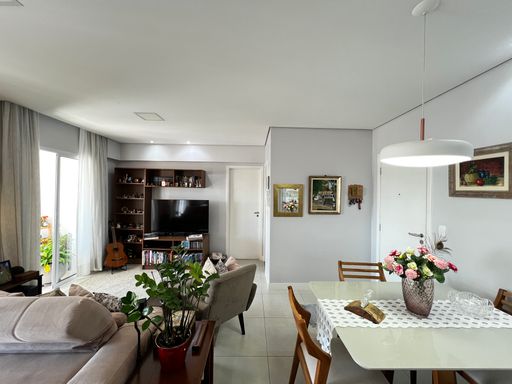 Sala do apartamento à venda na Vila Gumercindo, em São Paulo