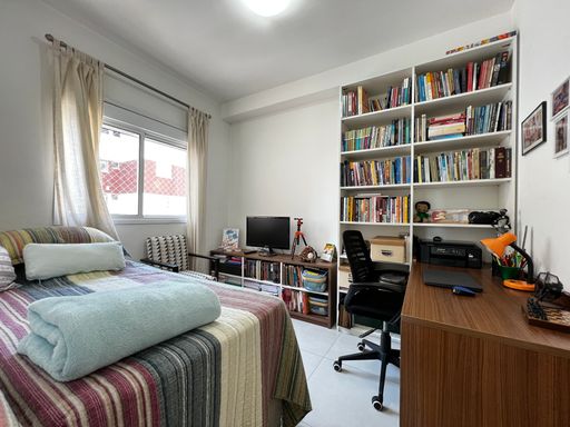 Suíte 1 do apartamento à venda na Vila Gumercindo, em São Paulo