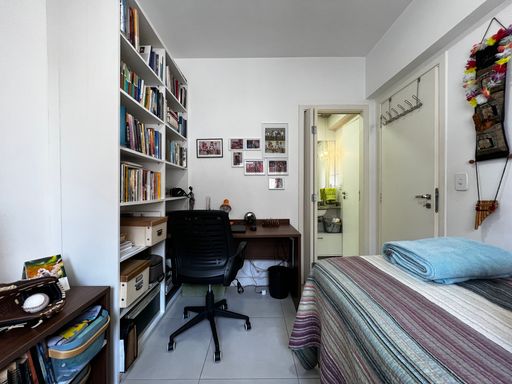 Suíte 1 do apartamento à venda na Vila Gumercindo, em São Paulo