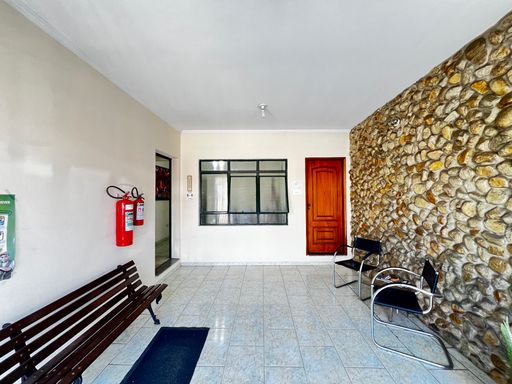 Sala de Espera / Garagem da Casa Comercial à venda em Salto/SP