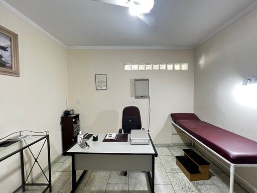Consultório da Casa Comercial à venda em Salto/SP