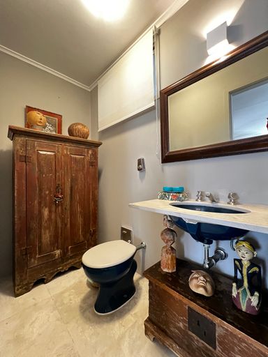 Lavabo do Apartamento à Venda no Edifício Renata, no Jardim Paulista, em São Paulo/SP