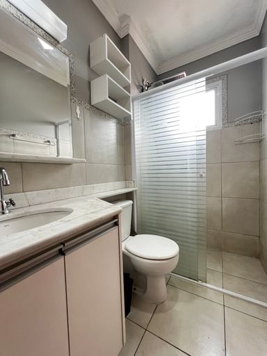 Banheiro do apartamento no Edifício Mirante do Salto