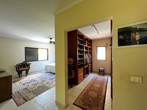 Suíte da casa à venda no condomínio Monte Belo, em Salto-SP