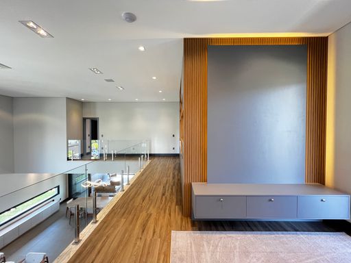 Sala íntima da Mansão à venda no Campo de Toscana, em Vinhedo-SP