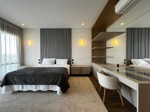 Suíte Master da Mansão à venda no Campo de Toscana, em Vinhedo-SP