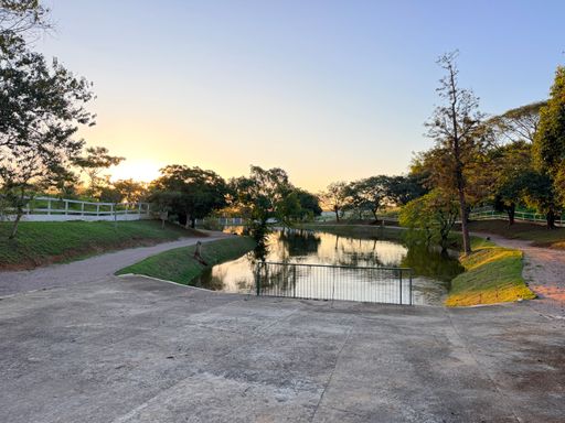 Condomínio - Lago