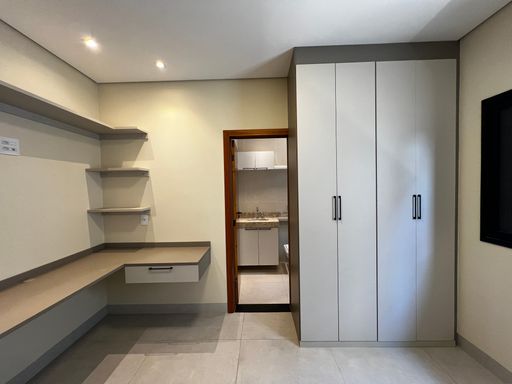 Suíte 1 da casa à venda no Condomínio Lagos D'Icaraí, em Salto-SP