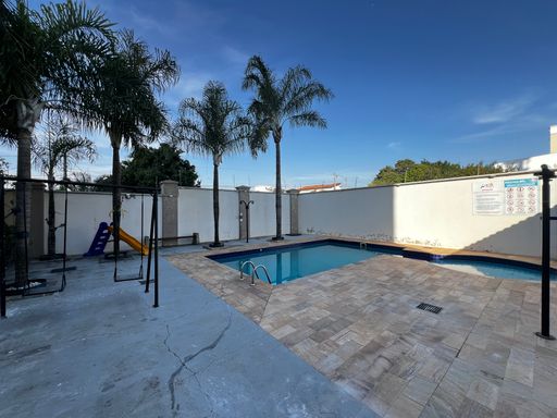 Piscina do Residencial Madrid, em Salto/SP