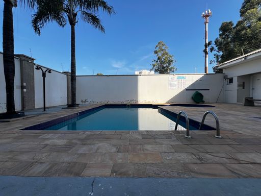 Piscina do Residencial Madrid, em Salto/SP